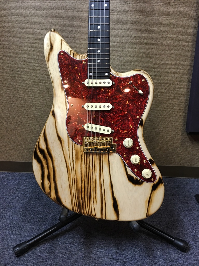 DNSカスタムギター『Rainy』のサウンドを徹底検証 – CPR STUDIO